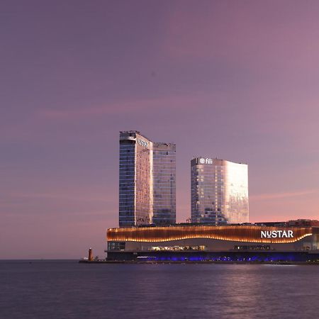 Fili Hotel Cebu Stadt Exterior foto